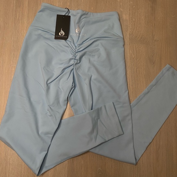 RYDERWEAR SCRUNCH BUM LEGGINGS - Picture 2 of 2